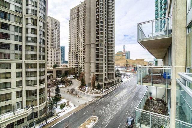 601 - 225 Webb Dr, Condo with 1 bedrooms, 2 bathrooms and 1 parking in Mississauga ON | Image 7