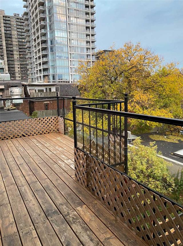 3 - 198a Davenport Rd, Condo with 2 bedrooms, 1 bathrooms and 0 parking in Toronto ON | Image 27