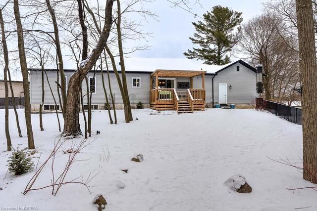 136 Maplecroft Court, House detached with 4 bedrooms, 3 bathrooms and null parking in Gananoque ON | Image 20