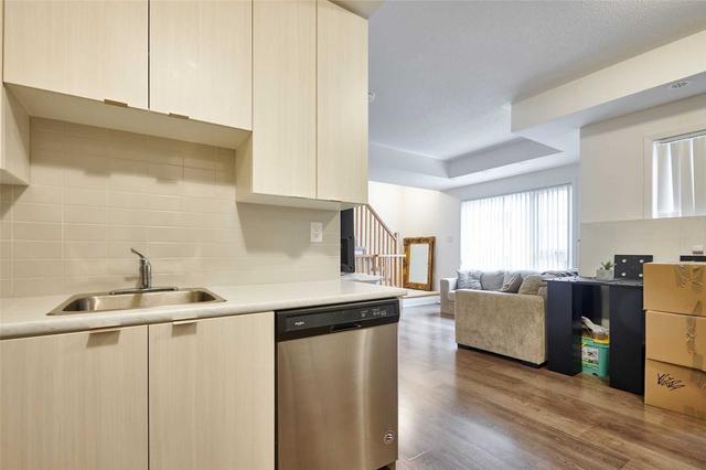 th #26 - 50 Orchid Place Dr, Townhouse with 2 bedrooms, 2 bathrooms and 1 parking in Toronto ON | Image 11