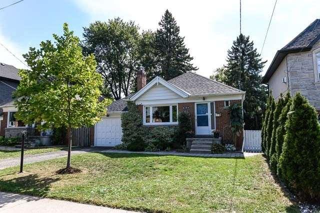 131 Poyntz Ave, House detached with 2 bedrooms, 1 bathrooms and 3 parking in Toronto ON | Image 12