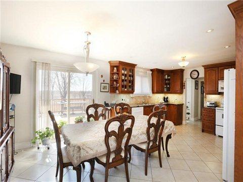 10086 Clarkway Dr, House detached with 3 bedrooms, 2 bathrooms and 10 parking in Brampton ON | Image 10