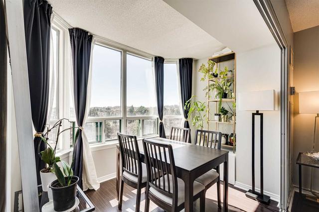 507 - 135 Hillcrest Ave, Condo with 1 bedrooms, 1 bathrooms and 1 parking in Mississauga ON | Image 4