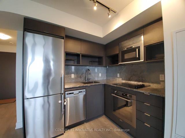 1307 - 7 Mabelle Ave, Condo with 2 bedrooms, 2 bathrooms and 1 parking in Toronto ON | Image 15