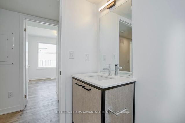 th17 - 40 Ed Clark Gdns, Townhouse with 3 bedrooms, 2 bathrooms and 1 parking in Toronto ON | Image 11