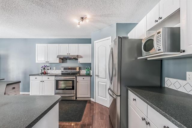 262 Somerside Park Sw, House detached with 4 bedrooms, 2 bathrooms and 2 parking in Calgary AB | Image 5