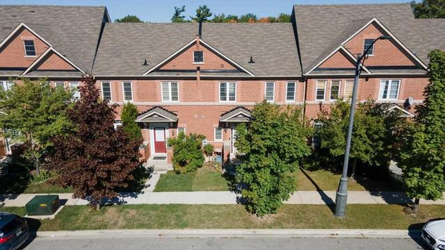 5563 Waterwind Cres, House attached with 3 bedrooms, 3 bathrooms and 0 parking in Mississauga ON | Image 18