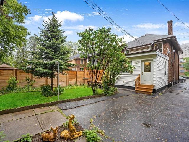 2518 Lake Shore Blvd W, House detached with 3 bedrooms, 3 bathrooms and 2 parking in Toronto ON | Image 30