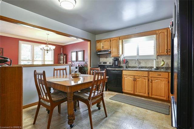 33 Spartan Drive, House detached with 4 bedrooms, 2 bathrooms and 3 parking in Brantford ON | Image 12