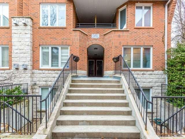 Th 20 - 232 St George St, Townhouse with 2 bedrooms, 2 bathrooms and 1 parking in Toronto ON | Image 2