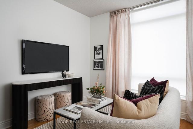 717e - 500 Queens Quay W, Condo with 1 bedrooms, 1 bathrooms and 1 parking in Toronto ON | Image 17