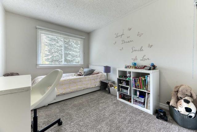 204 Queenston Heights Se, Home with 3 bedrooms, 1 bathrooms and 1 parking in Calgary AB | Image 17