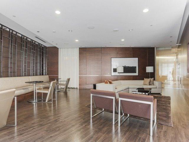 4120 - 5 Sheppard Ave E, Condo with 2 bedrooms, 2 bathrooms and 1 parking in Toronto ON | Image 2