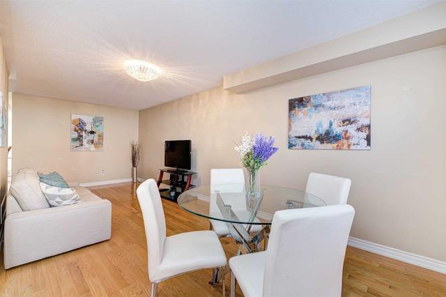 6387 Spinnaker Circ, Townhouse with 3 bedrooms, 4 bathrooms and 2 parking in Mississauga ON | Image 24