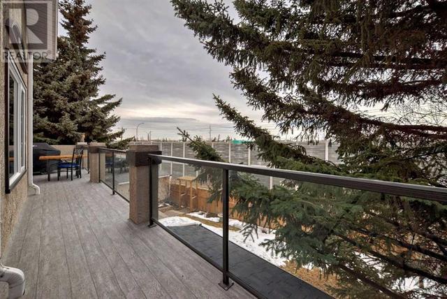 56 Mckenzie Lake Crescent Se, House detached with 5 bedrooms, 3 bathrooms and 8 parking in Calgary AB | Image 14