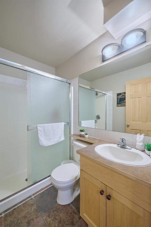 125 - 140 Kananaskis Way, Home with 2 bedrooms, 2 bathrooms and 1 parking in Canmore AB | Image 27