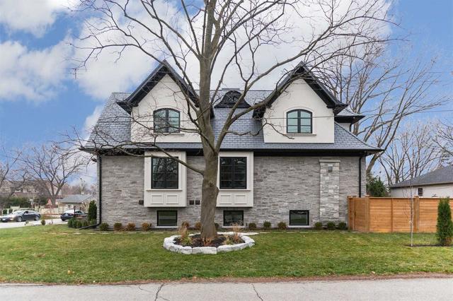 87 Van Dusen Blvd, House detached with 4 bedrooms, 5 bathrooms and 6 parking in Toronto ON | Image 35