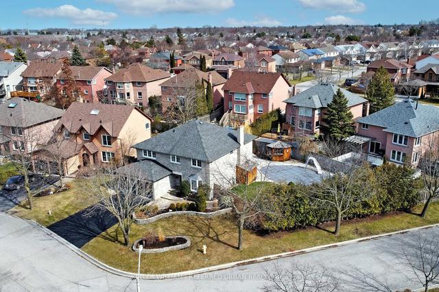 13 Vale Cres, House detached with 5 bedrooms, 4 bathrooms and 6 parking in Ajax ON | Image 24