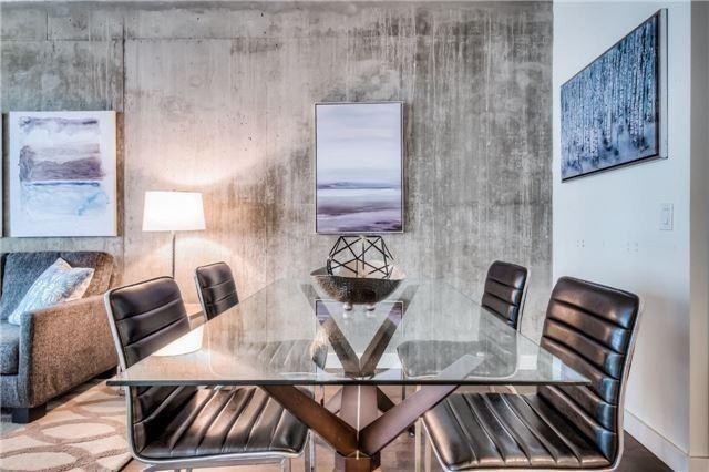 717 - 111 Bathurst St, Condo with 2 bedrooms, 1 bathrooms and 0 parking in Toronto ON | Image 6