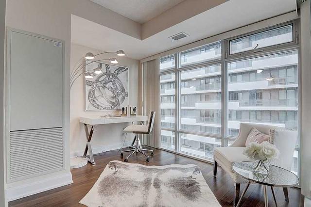 1809 - 2191 Yonge St, Condo with 1 bedrooms, 1 bathrooms and 0 parking in Toronto ON | Image 1