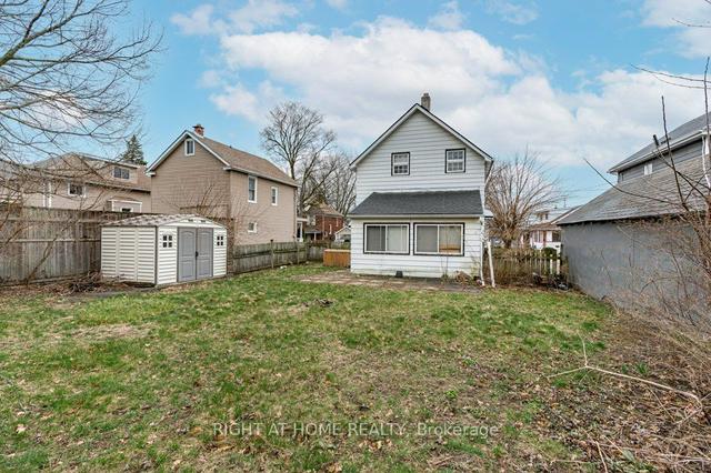 6413 Barker St, House detached with 2 bedrooms, 2 bathrooms and 3 parking in Niagara Falls ON | Image 14