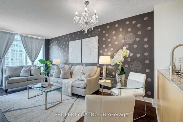 1107 - 11 Brunel Crt, Condo with 1 bedrooms, 1 bathrooms and 1 parking in Toronto ON | Image 34