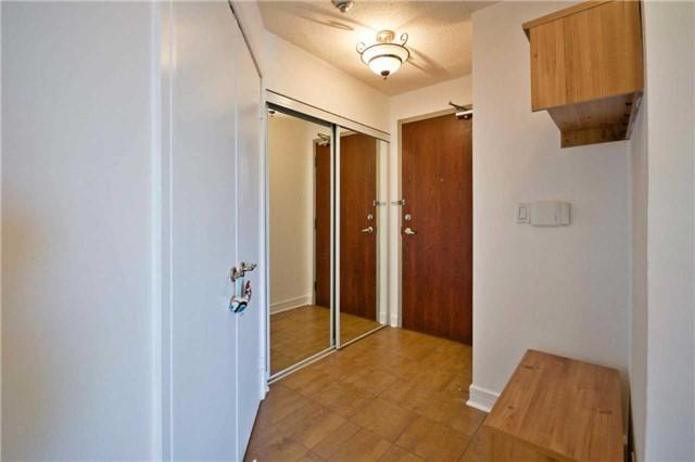 lph4 - 16 Harrison Garden Blvd, Condo with 2 bedrooms, 2 bathrooms and 1 parking in Toronto ON | Image 4