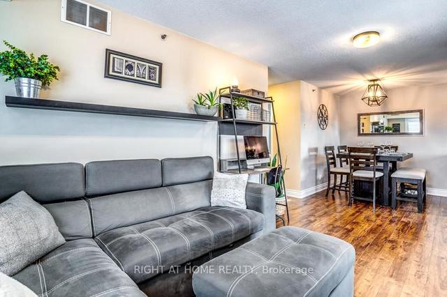 3403 - 4 Dayspring Circ, Condo with 2 bedrooms, 2 bathrooms and 2 parking in Brampton ON | Image 9
