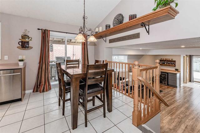 43 Abbeywood Cres, House detached with 4 bedrooms, 4 bathrooms and 4 parking in Guelph ON | Image 4