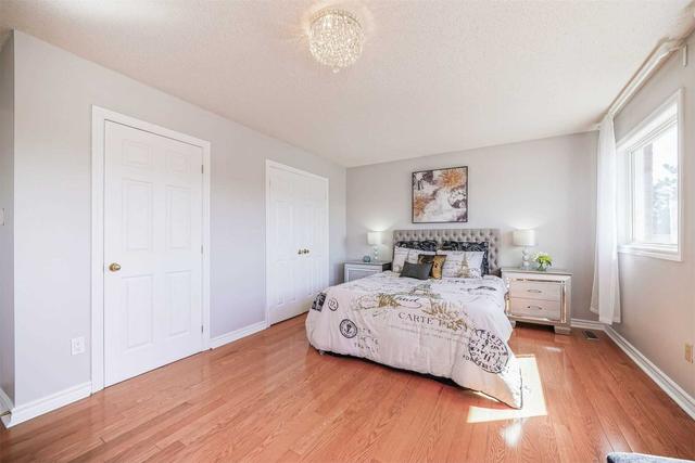 37 Caldbeck Ave, House detached with 4 bedrooms, 4 bathrooms and 5 parking in Markham ON | Image 10