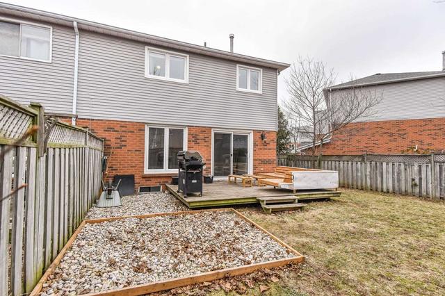94 Fairgreen Cres, House attached with 2 bedrooms, 2 bathrooms and 3 parking in Cambridge ON | Image 30
