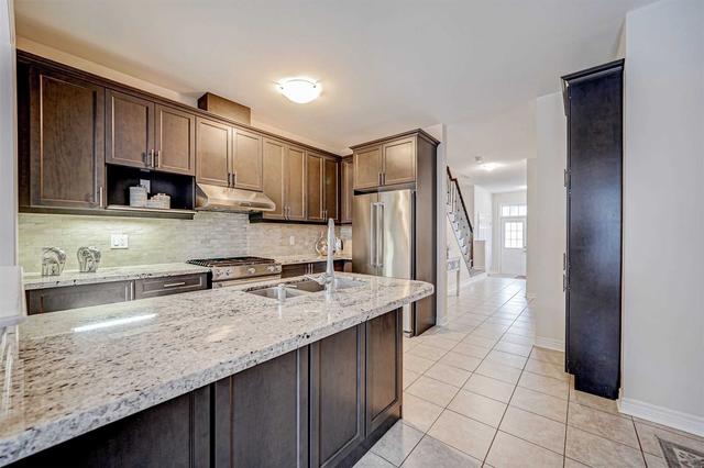 360 Leadwood Gate, House attached with 3 bedrooms, 3 bathrooms and 2 parking in Oakville ON | Image 6