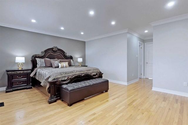 92 Laval St, House attached with 3 bedrooms, 4 bathrooms and 4 parking in Vaughan ON | Image 10