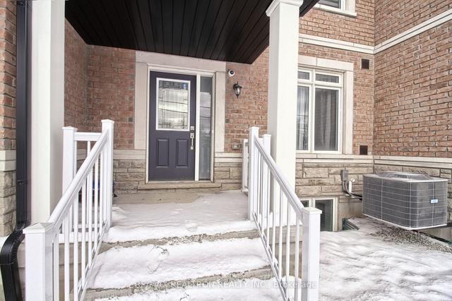 81 Seguin St, House attached with 3 bedrooms, 4 bathrooms and 2 parking in Richmond Hill ON | Image 28