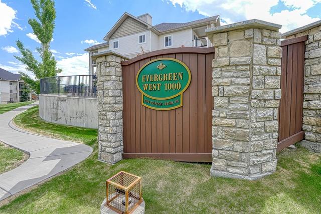 1235 - 2395 Eversyde Avenue Sw, Condo with 2 bedrooms, 2 bathrooms and 1 parking in Calgary AB | Image 33