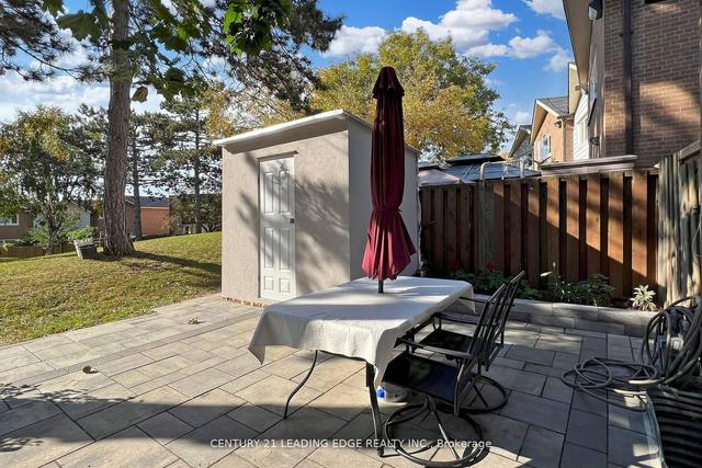 10 - 19 Derrydown Rd, Townhouse with 2 bedrooms, 3 bathrooms and 1 parking in Toronto ON | Image 25