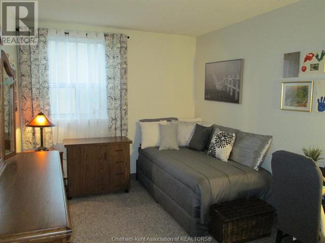 211 - 140 Park Avenue East, Condo with 2 bedrooms, 1 bathrooms and null parking in Chatham Kent ON | Image 18