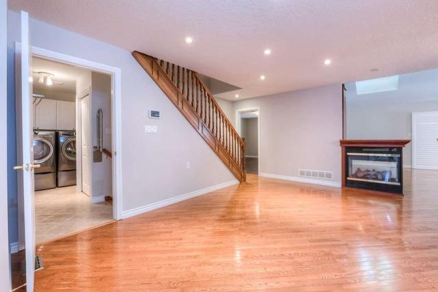 4c - 350 Doon Valley Dr, Townhouse with 2 bedrooms, 3 bathrooms and 4 parking in Kitchener ON | Image 5