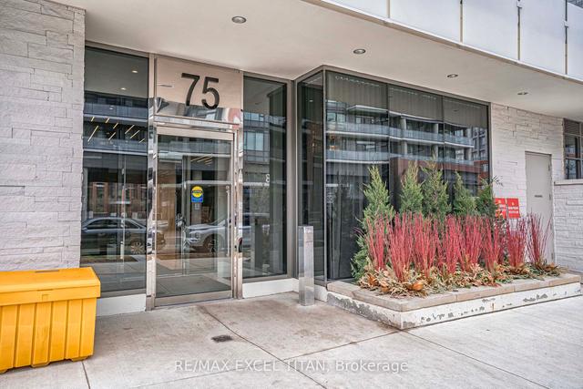 2701 - 75 Canterbury Pl, Condo with 1 bedrooms, 1 bathrooms and 1 parking in Toronto ON | Image 12