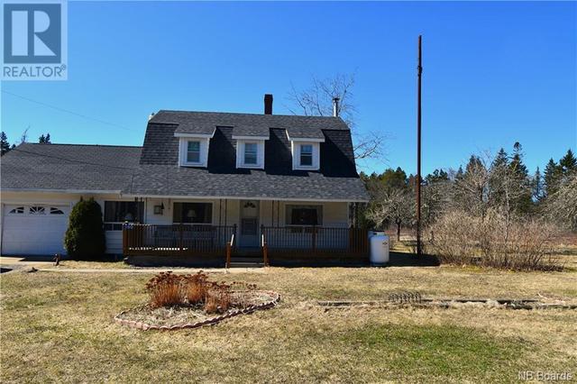 100 Herring Cove, House detached with 3 bedrooms, 2 bathrooms and null parking in Campobello Island NB | Image 2