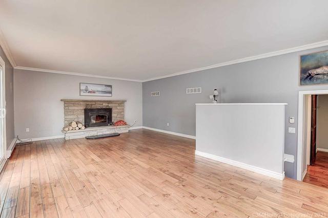 12200 Simcoe St, House detached with 1 bedrooms, 2 bathrooms and 20 parking in Scugog ON | Image 11