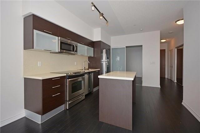 5604 - 386 Yonge St, Condo with 2 bedrooms, 2 bathrooms and 1 parking in Toronto ON | Image 19