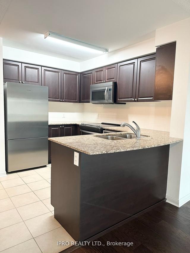 218 - 50 Via Rosedale Way, Condo with 1 bedrooms, 1 bathrooms and 1 parking in Brampton ON | Image 2