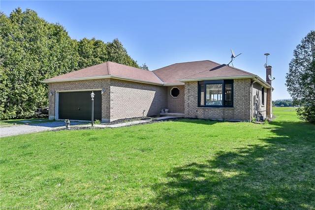 1034 Cockshutt Road, House detached with 3 bedrooms, 2 bathrooms and 8 parking in Norfolk County ON | Image 12