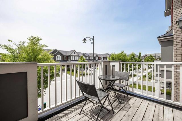 1061 Haxton Hts, House attached with 2 bedrooms, 2 bathrooms and 1 parking in Milton ON | Image 14