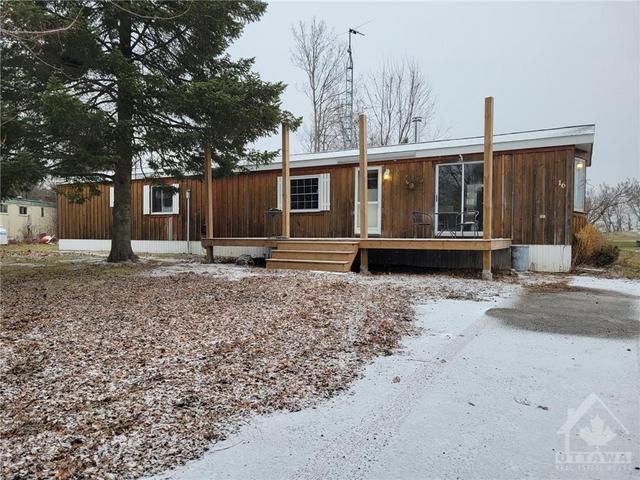 16 Saddle Avenue, House detached with 2 bedrooms, 2 bathrooms and 4 parking in Rideau Lakes ON | Image 2