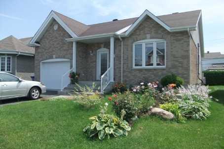 8570 Odessa St, House detached with 2 bedrooms, 2 bathrooms and 2 parking in Brossard QC | Image 1