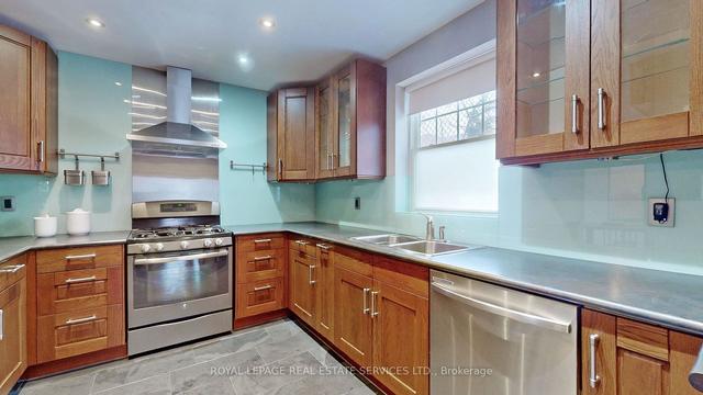 19 Lydon Ave, House detached with 3 bedrooms, 2 bathrooms and 3 parking in Toronto ON | Image 20