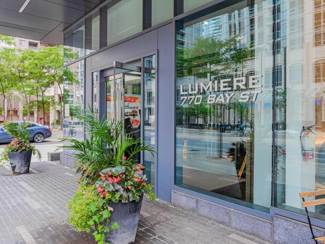 1009 - 770 Bay St, Condo with 1 bedrooms, 1 bathrooms and 0 parking in Toronto ON | Image 12