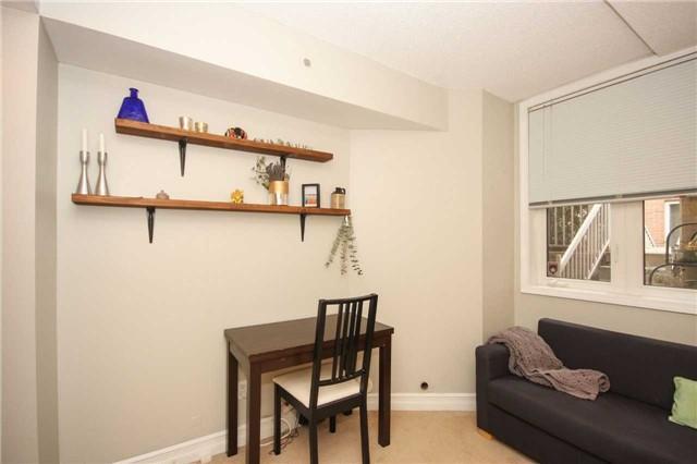 425 - 12 Douro St, Townhouse with 2 bedrooms, 1 bathrooms and 1 parking in Toronto ON | Image 13